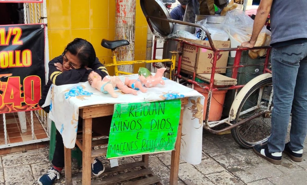 Comienzan en Huehuetoca venta de ropa por Día de la Candelaría