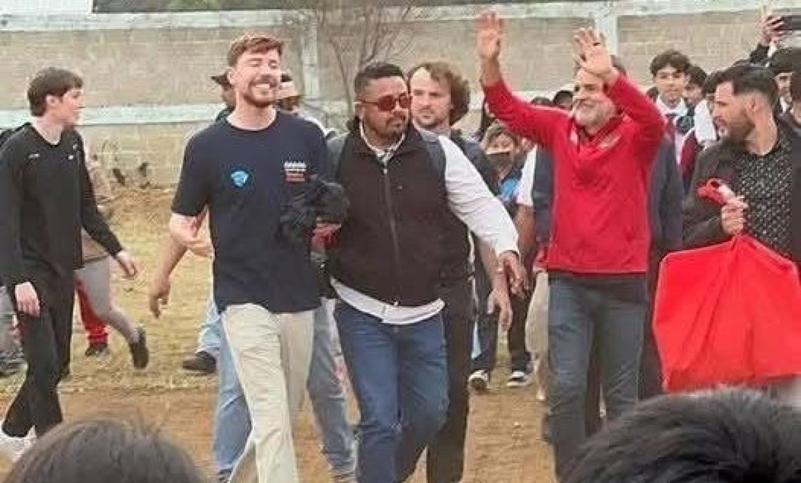 Construirán Mr Beast y Eugenio Derbez escuela en Almoloya de Alquisiras