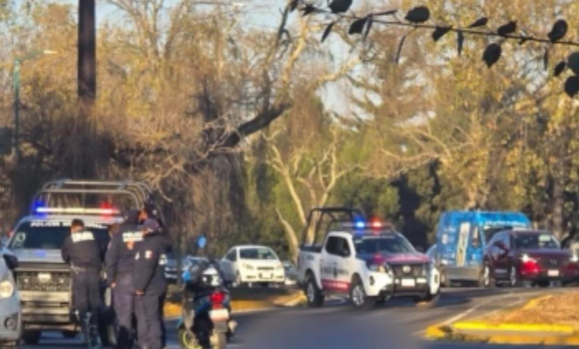 Derrapa y muere motociclista por Paseo Tollocan en San Mateo Atenco