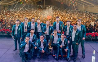Encabeza La Arrolladora el gran baile de la Feria Anual 2026 en La Paz