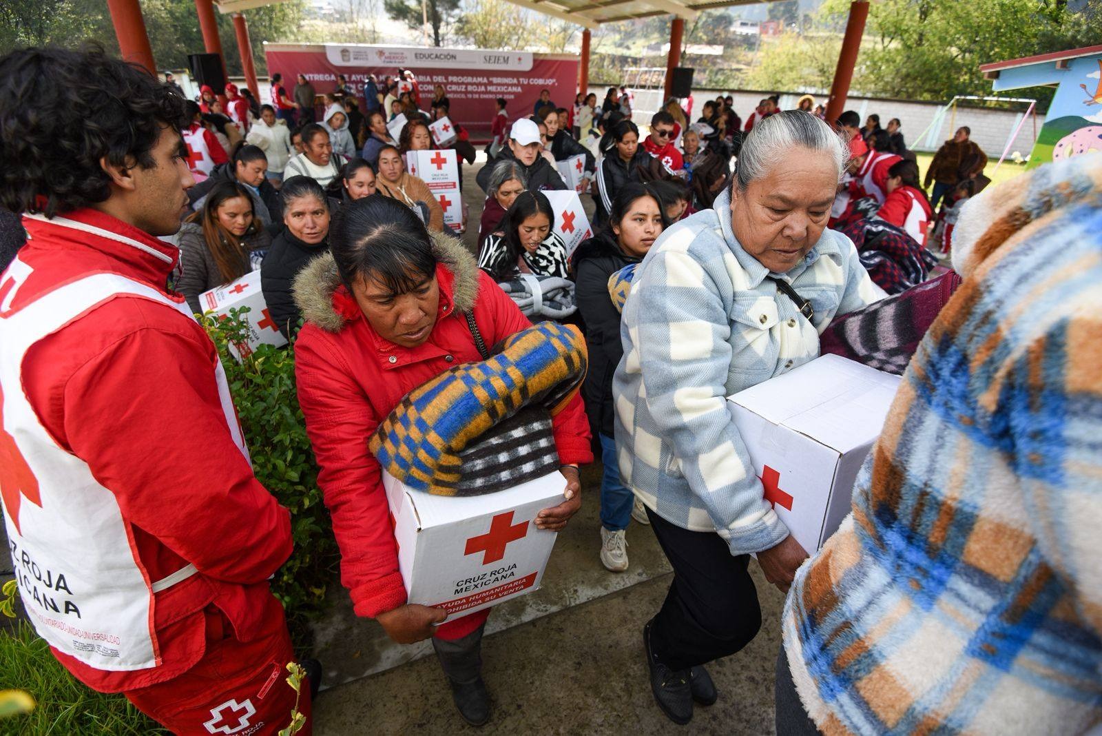 Entrega Cruz Roja apoyos en comunidades cercanas al Nevado de Toluca ...