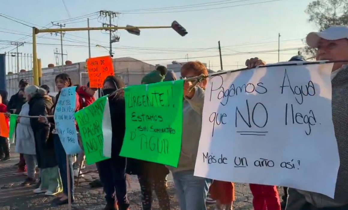 Estalla protesta por agua en Nezahualcóyotl en pleno regreso a clases