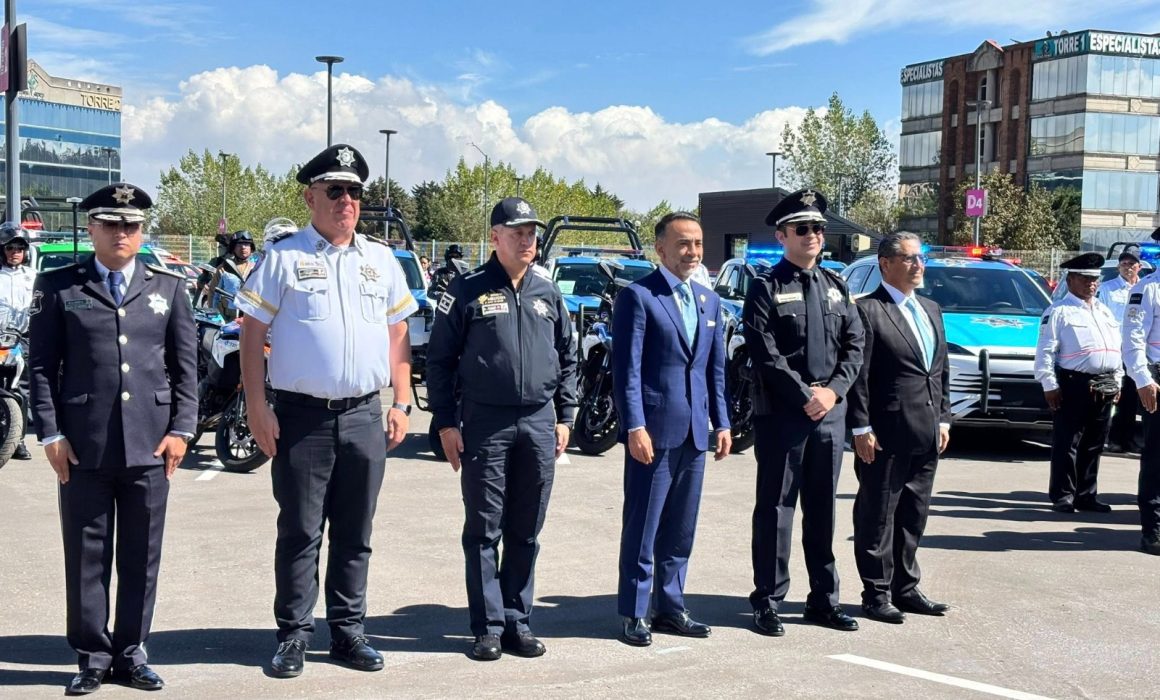 Estrena Policía de Metepec 100 patrullas de la mano de Fernando Flores