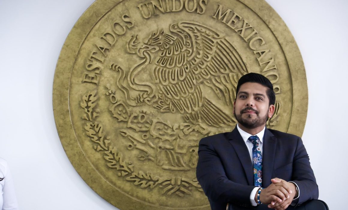 Exhibe encuesta fracaso de Adolfo Cerqueda y hunde a Morena en Neza