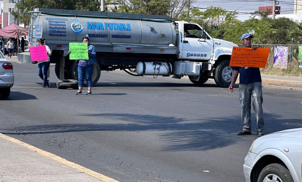 Exigen liberar a distribuidores de agua detenidos en Nezahualcóyotl