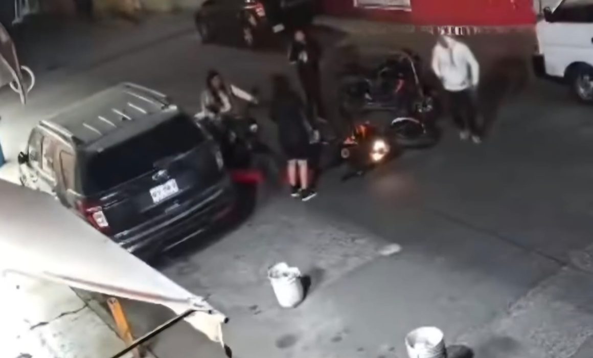 Intento de asalto en San Agustín; delincuente cae y abandona motocicleta