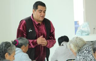 Lleva Jilotzingo tecnología y seguridad a adultos mayores