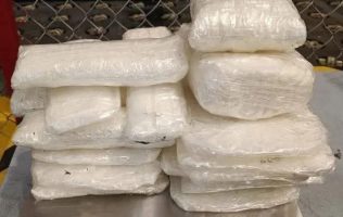 Localizan en paquetería del AIFA cargamento de drogas: asegurado por GN