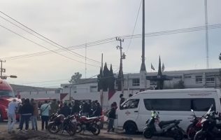 Logran acuerdo con transportistas y deciden liberar vialidades en Ixtapaluca