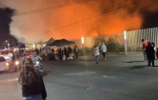 Moviliza incendio en COBAEM 56 de Ixtapaluca a cuerpos de emergencia
