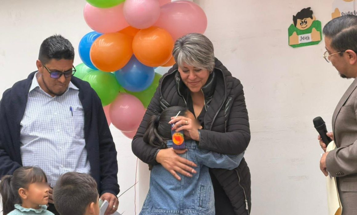 Recibe DIF del Estado de México solicitudes de adopción