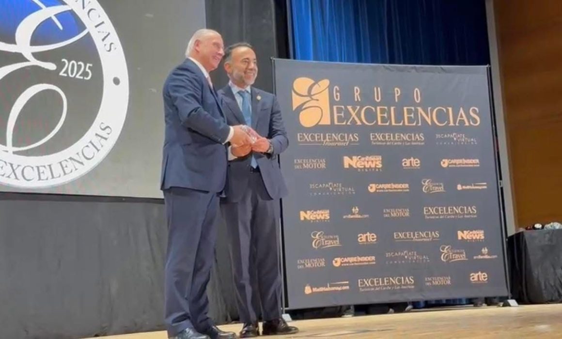 Reconocen en Madrid a Fernando Flores y Metepec por proyecto cultural
