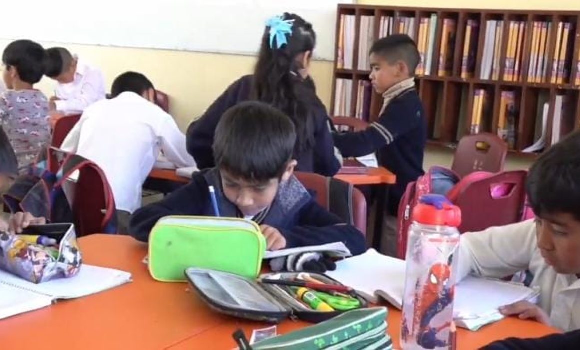 Refuerza Edomex sistema educativo en el Día Mundial de la Educación