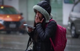 Refuerzan precauciones en Edomex ante frío y bancos de niebla