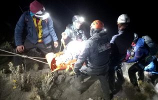 Rescatan a mujer lesionada en el Iztaccíhuatl-Popocatépetl