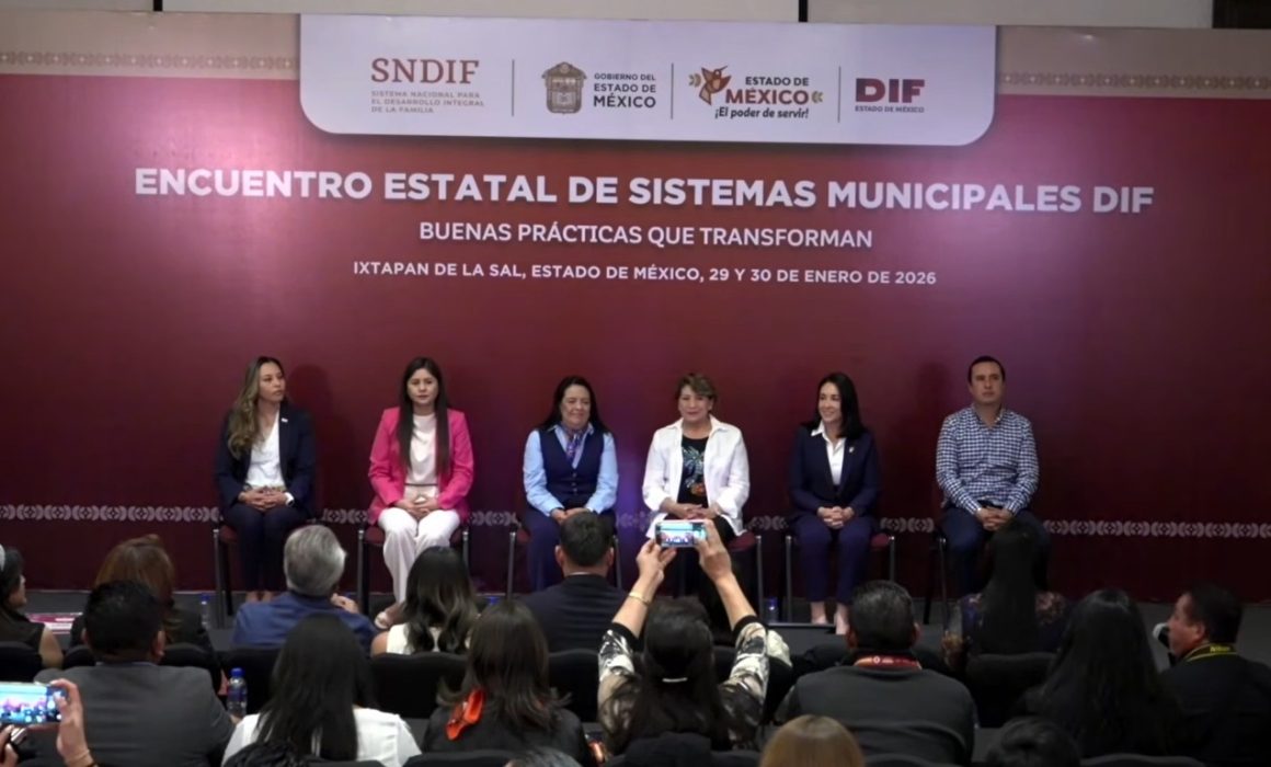 Reúne Delfina Gómez a DIF municipales para fortalecer política social