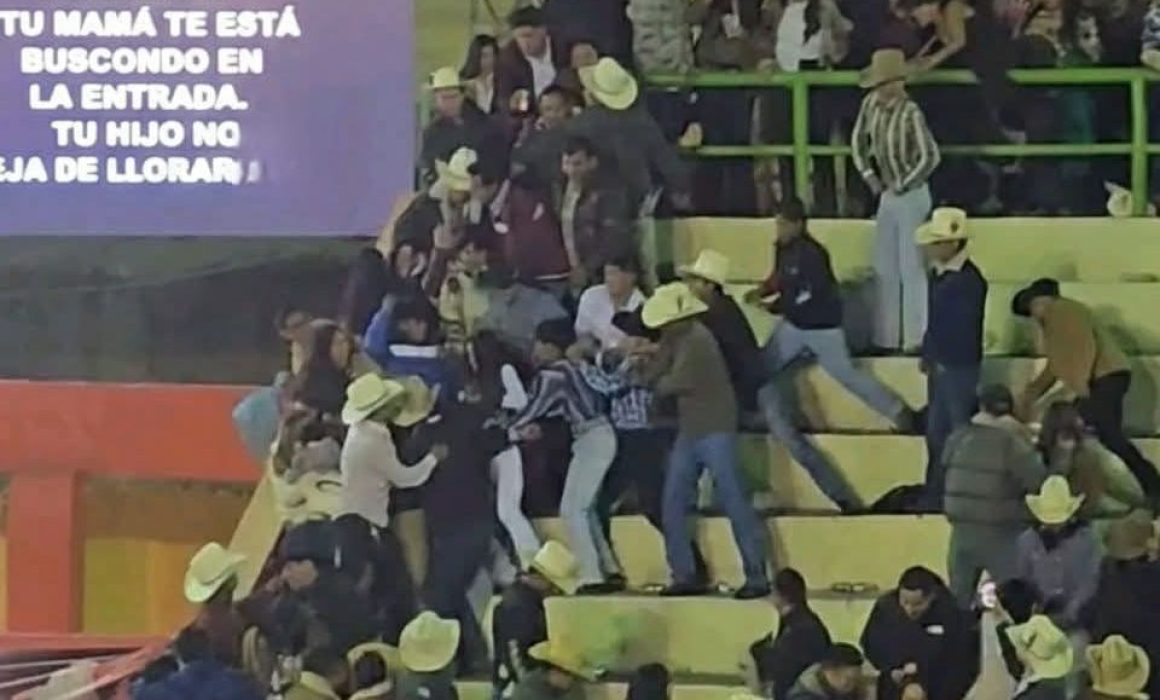 Riña en feria patronal de Tepetlixpa se viraliza en redes