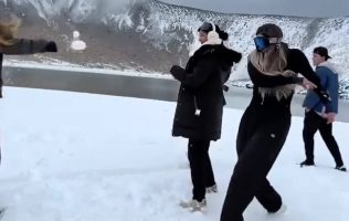 Sancionarán a influencers por entrar con vehículos al Nevado de Toluca
