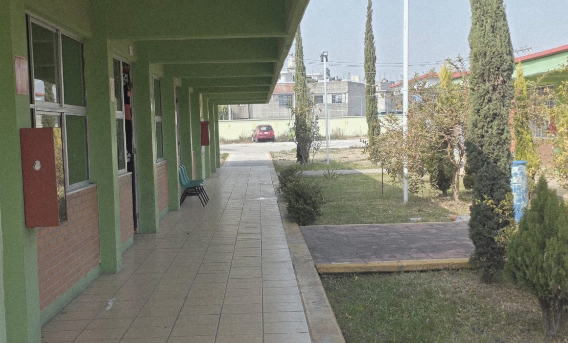 Siguen 210 casos jurídicos para dar certeza legal a escuelas del Edomex