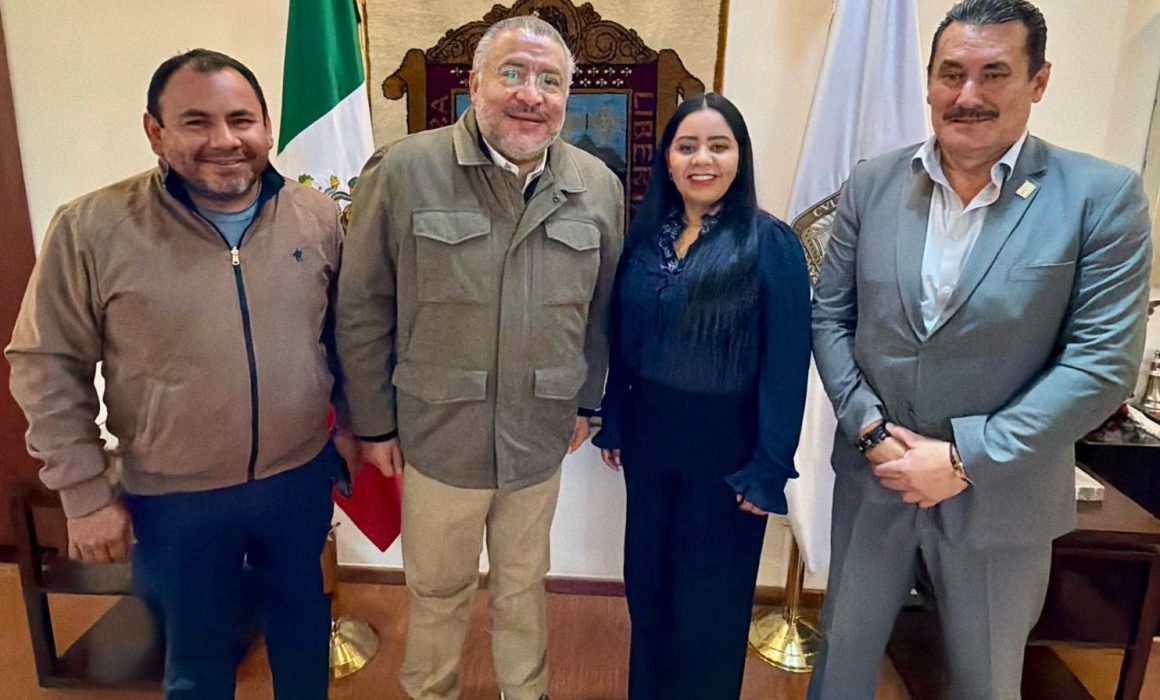 Tiende Horacio Duarte puentes con SNTE y desactiva tensiones educativas