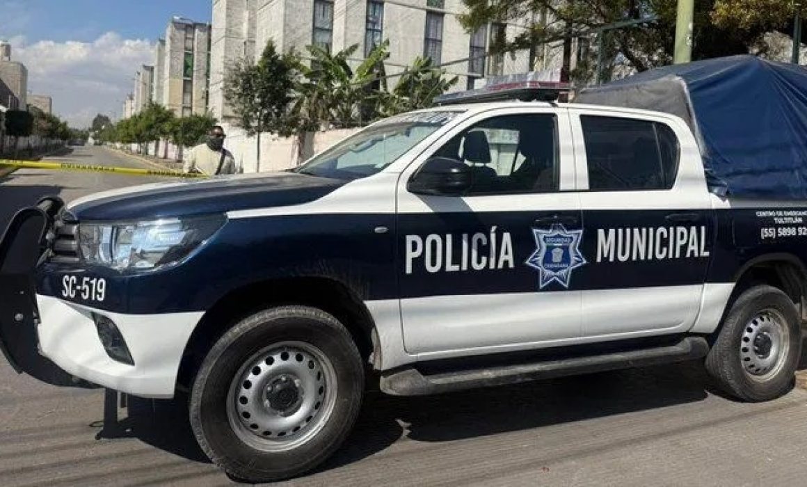 Tiran putrefactos restos humanos en escuela en Tultitlán