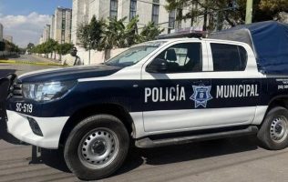 Tiran putrefactos restos humanos en escuela en Tultitlán