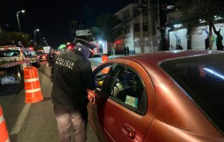 Van para el torito 33 conductores en primer operativo del año en Toluca