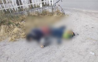 Buscan a familiares de joven caído en Coyotepec con balazo en estómago