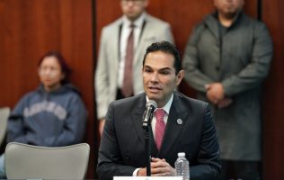Aprueban reformas para proteger a docentes de Estado de México
