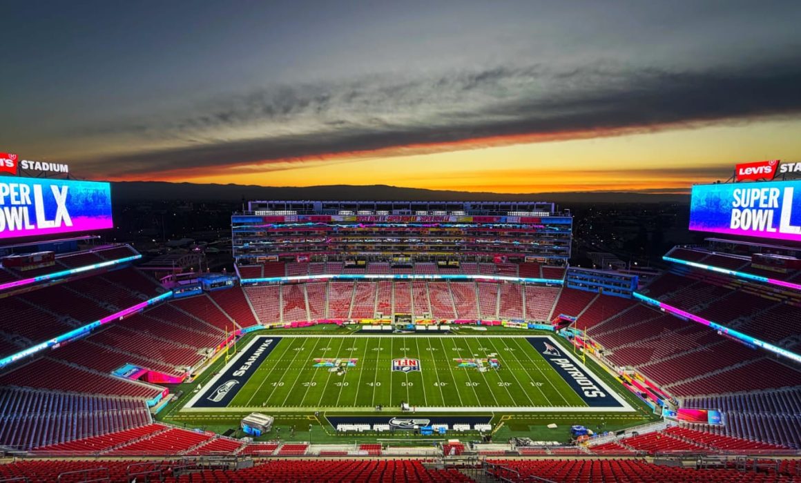 Arde Santa Clara a unas horas del Super Bowl