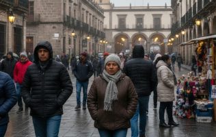 Arranca el Estado de México la semana con frío y fuertes vientos