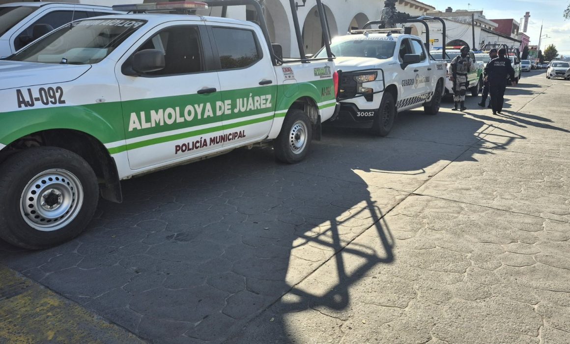 Arrolla a abuelito en Almoloya y escapa; familia identifica cuerpo