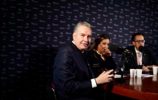 Celebra Waldo Fernández conclusión del Tren Insurgente México–Toluca