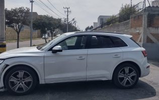 Choca en su auto diputado Wblester Santiago acusan prepotencia