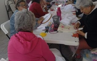 Concluye Ayuntamiento de Jilotzingo curso de bordado
