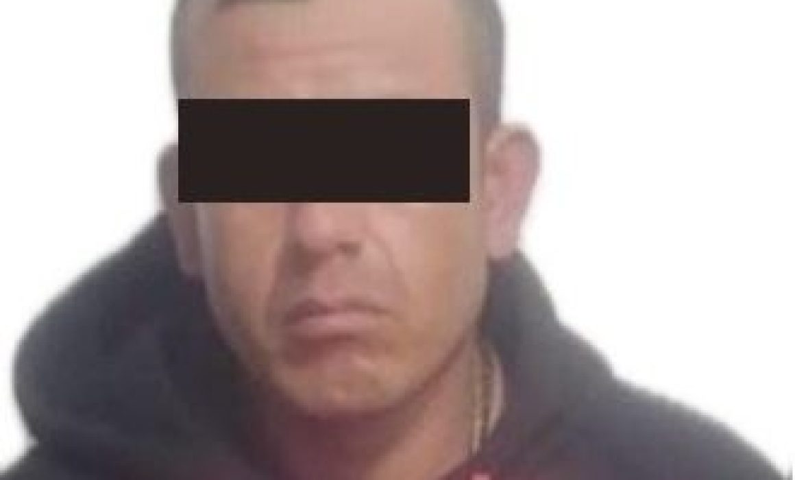 Dan más de 20 años de prisión a sujeto por robo de auto en Toluca