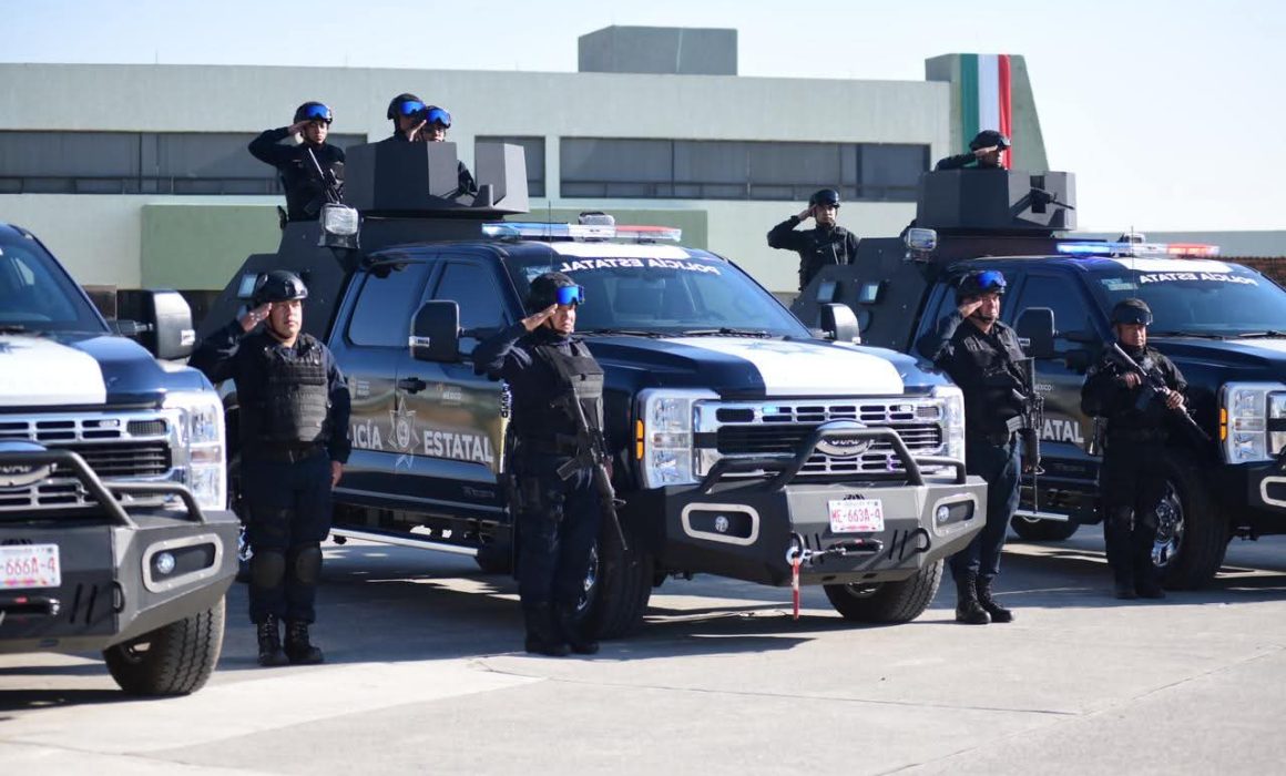 Depuran corporación y dan de baja a 800 policías estatales