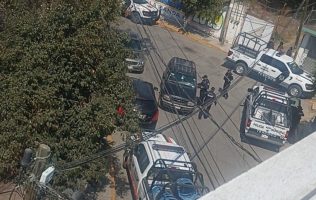 Desata intento de robo balacera y persecución en Texcoco; hay heridos