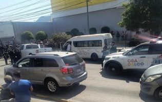 Desatan persecución y balacera por camioneta robada en Coacalco