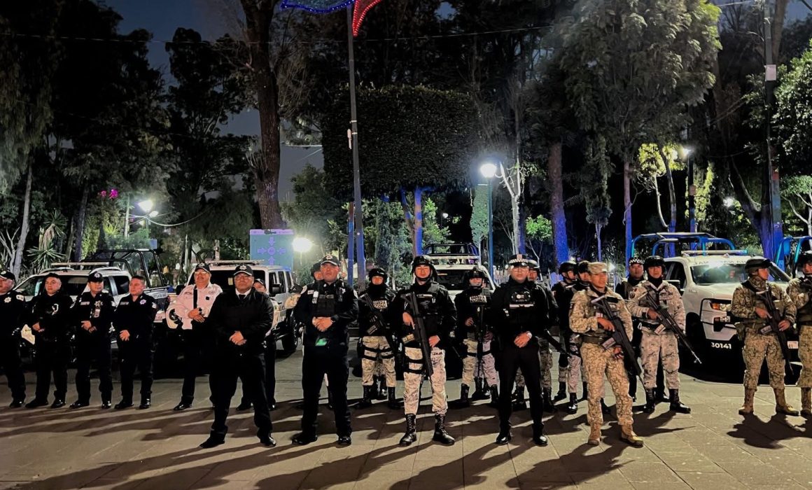 Detienen en Tlalnepantla a hombre por posesión de droga en operativo local