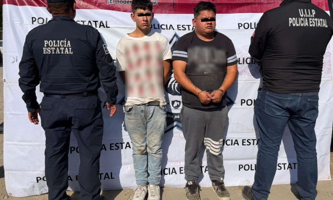 Detienen tras persecución a 2 hombres con arma y presunta droga