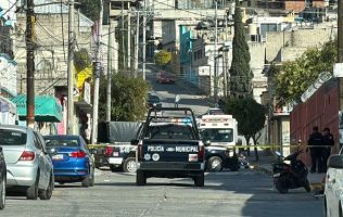 Encuentran cuerpo calcinado en predio abandonado de Tultitlán