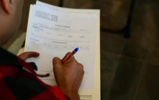 Entregan testamentos a bajo costo en Tlalnepantla