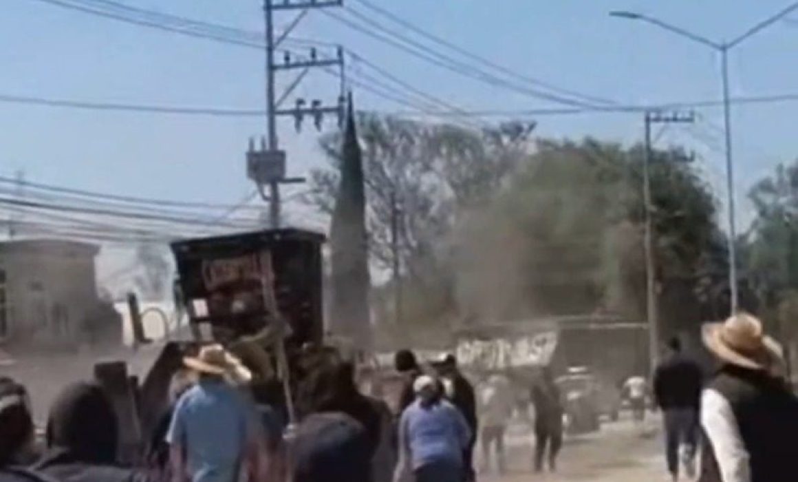 Estalla violencia en Zumpango por agua