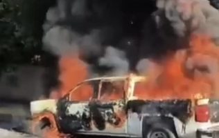 Evidencia incendio el deterioro de vehículos del gobierno de Ixtapaluca