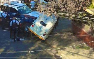 Impacta patrulla a mototaxi y deja un muerto en Nezahualcóyotl