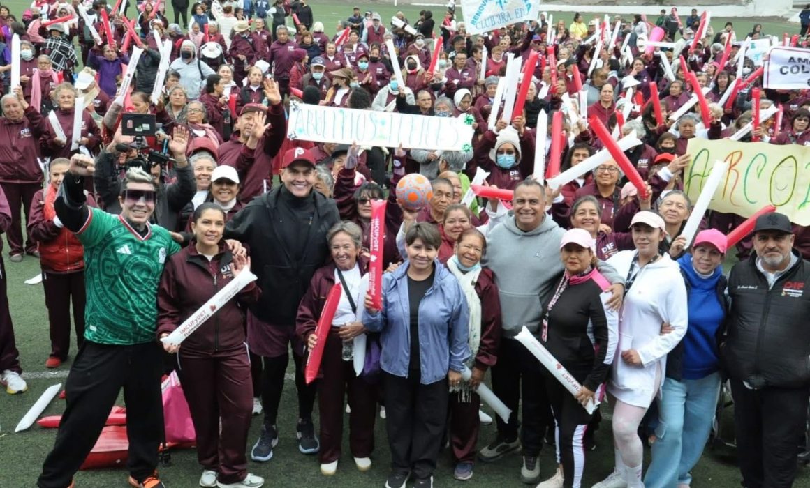 Impulsan activación física para adultos mayores en Tlalnepantla de Baz