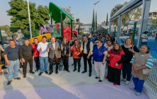 Inauguran multideportivo y refuerza obra pública en Atizapán