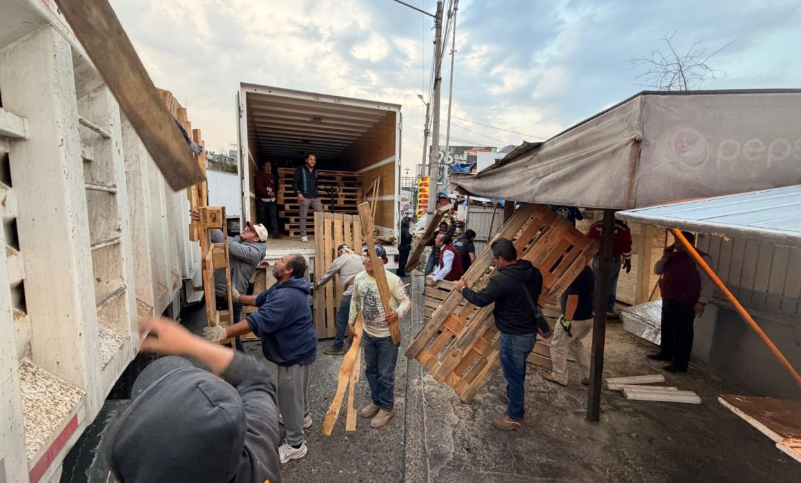 Libera gobierno municipal vía pública en Cuautitlán Izcalli