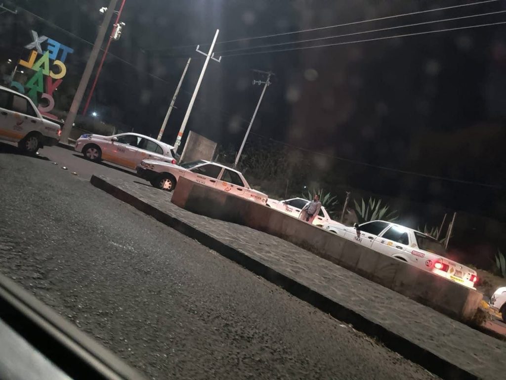 FOTO: ¿Qué pasa en Tianguistenco?